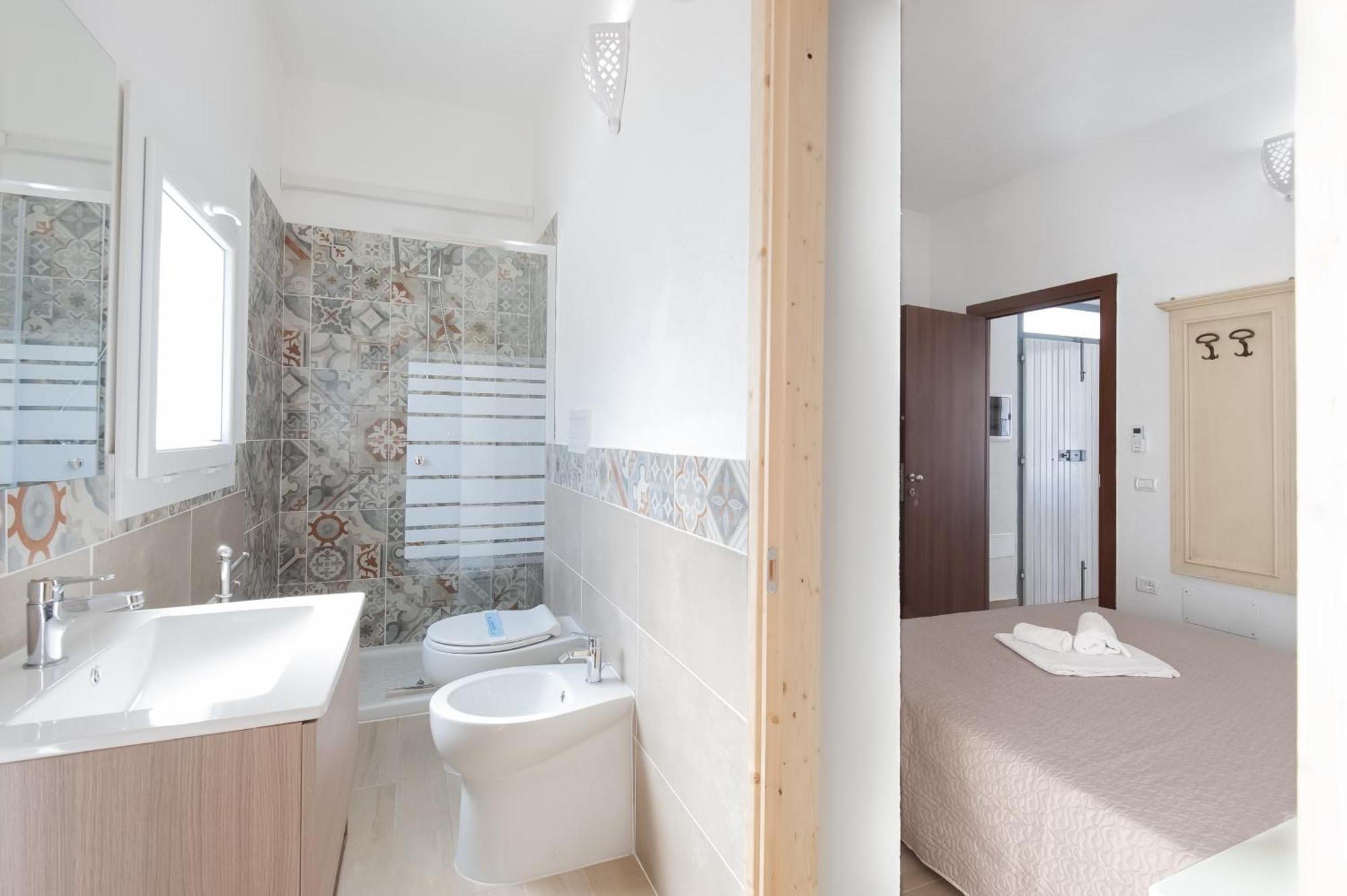 Beb Con Piscina Villa Del Borgo Badesi Exterior foto